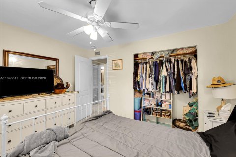 Villa ou maison à vendre à North Miami, Floride: 2 chambres, 69.68 m2 № 2004491 - photo 13