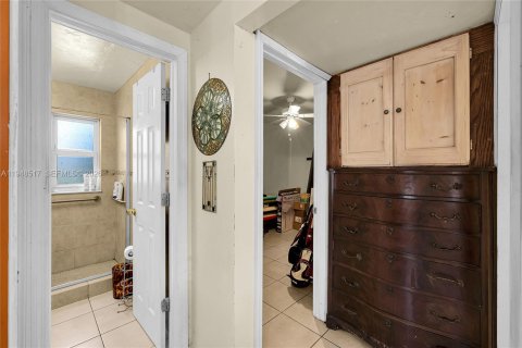 Villa ou maison à vendre à North Miami, Floride: 2 chambres, 69.68 m2 № 2004491 - photo 8