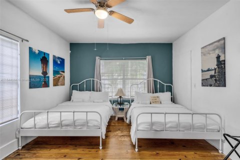 Villa ou maison à vendre à Miami, Floride: 6 chambres, 209.4 m2 № 1839325 - photo 11