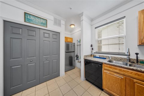 Condominio en venta en Gainesville, Florida, 2 dormitorios, 109.25 m2 № 1893947 - foto 18