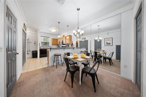 Condominio en venta en Gainesville, Florida, 2 dormitorios, 109.25 m2 № 1893947 - foto 9