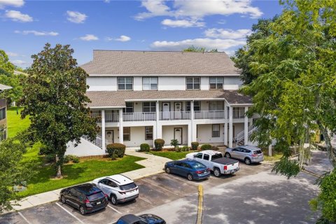 Condominio en venta en Gainesville, Florida, 2 dormitorios, 109.25 m2 № 1893947 - foto 1