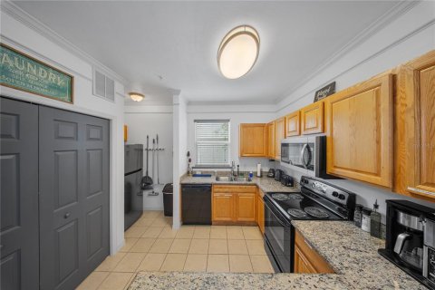 Condominio en venta en Gainesville, Florida, 2 dormitorios, 109.25 m2 № 1893947 - foto 13