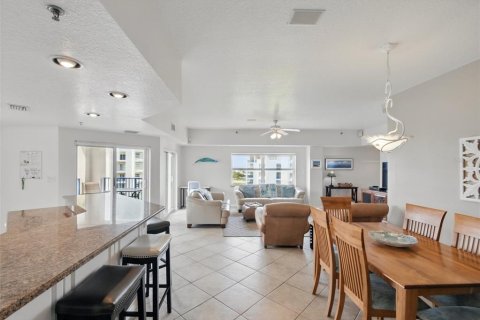 Condo in New Smyrna Beach, Florida, 3 bedrooms  № 1740903 - photo 7