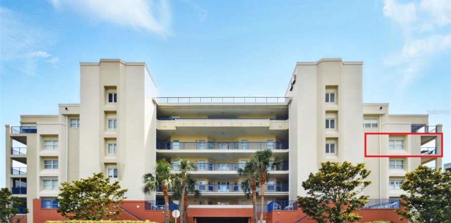 Condo in New Smyrna Beach, Florida, 3 bedrooms  № 1740903