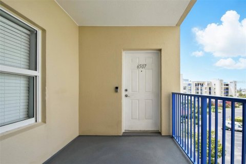 Condo in New Smyrna Beach, Florida, 3 bedrooms  № 1740903 - photo 24