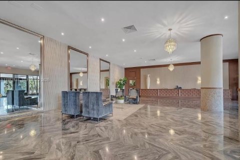 Condo in Miami Beach, Florida, 1 bedroom  № 2049276 - photo 22