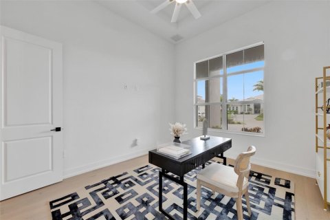 House in Lakewood Ranch, Florida 5 bedrooms, 395.3 sq.m. № 2284668 - photo 26