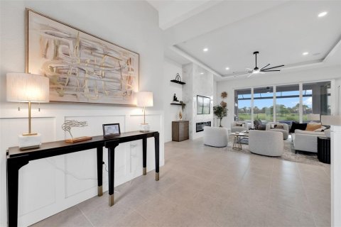 House in Lakewood Ranch, Florida 5 bedrooms, 395.3 sq.m. № 2284668 - photo 8