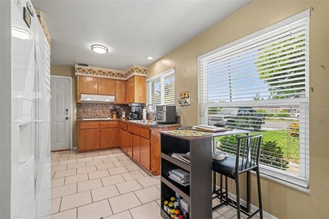 House in Saint Petersburg, Florida 2 bedrooms, 134.06 sq.m. № 2217114 - photo 9
