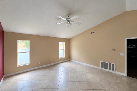 Casa en venta en Minneola, Florida, 4 dormitorios, 194.72 m2 № 2386535 - foto 5