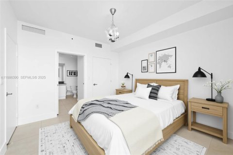 Condominio en venta en Miami, Florida, 2 dormitorios, 100.24 m2 № 2034520 - foto 18