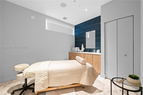Condominio en venta en Miami, Florida, 2 dormitorios, 100.24 m2 № 2034520 - foto 26