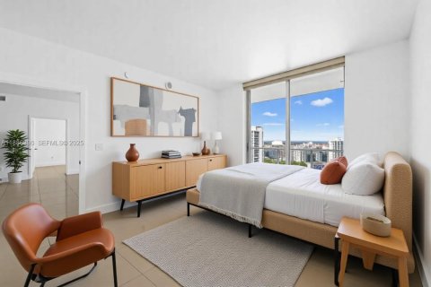 Condominio en venta en Miami, Florida, 2 dormitorios, 100.24 m2 № 2034520 - foto 14
