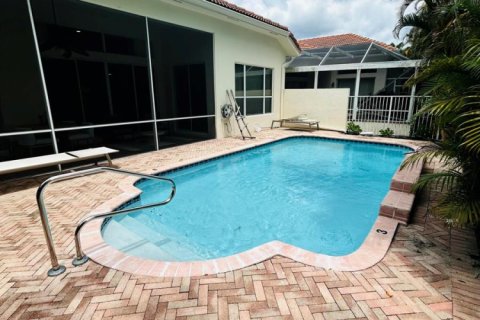 Villa ou maison à vendre à West Palm Beach, Floride: 3 chambres, 217.76 m2 № 2158384 - photo 15