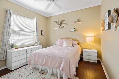 House in Vero Beach, Florida 4 bedrooms, 222.22 sq.m. № 1994179 - photo 20