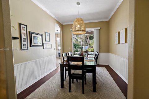 House in Vero Beach, Florida 4 bedrooms, 222.22 sq.m. № 1994179 - photo 6