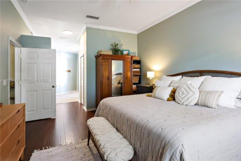 House in Vero Beach, Florida 4 bedrooms, 222.22 sq.m. № 1994179 - photo 15