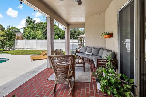 House in Vero Beach, Florida 4 bedrooms, 222.22 sq.m. № 1994179 - photo 26