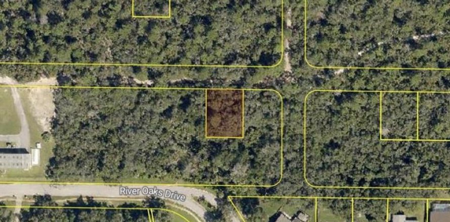 Terreno en Titusville, Florida № 2164844