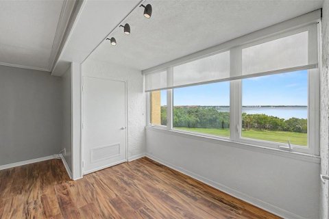 Condominio en venta en Clearwater, Florida, 1 dormitorio, 52.49 m2 № 2196412 - foto 23