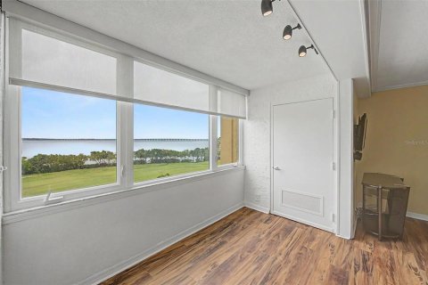 Condominio en venta en Clearwater, Florida, 1 dormitorio, 52.49 m2 № 2196412 - foto 24