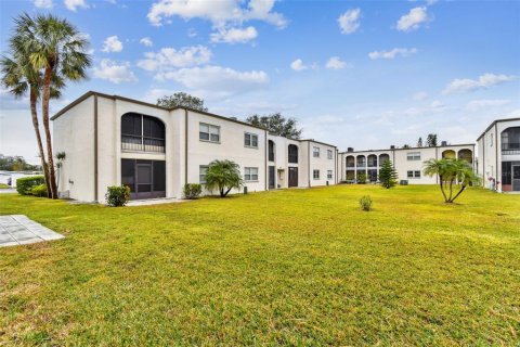 Copropriété à vendre à Seminole, Floride: 4 pièces, 49.24 m2 № 1555119 - photo 30
