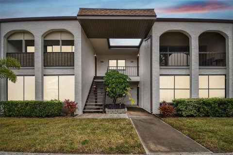 Copropriété à vendre à Seminole, Floride: 4 pièces, 49.24 m2 № 1555119 - photo 1