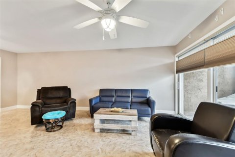 Copropriété à vendre à Seminole, Floride: 4 pièces, 49.24 m2 № 1555119 - photo 13