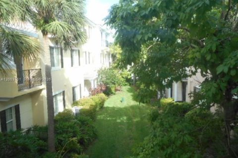 Touwnhouse à louer à Boca Raton, Floride: 3 chambres, 209.87 m2 № 2070962 - photo 10