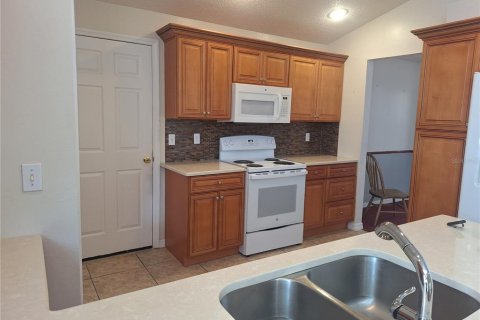 Villa ou maison à vendre à Orange City, Floride: 3 chambres, 161.46 m2 № 1796062 - photo 4