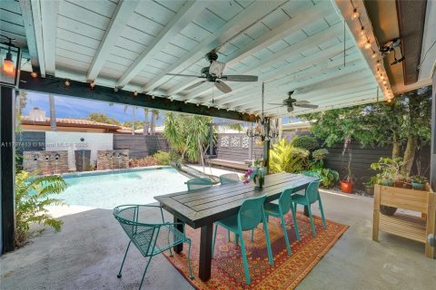 Villa ou maison à vendre à Wilton Manors, Floride: 3 chambres, 207.08 m2 № 1977839 - photo 13