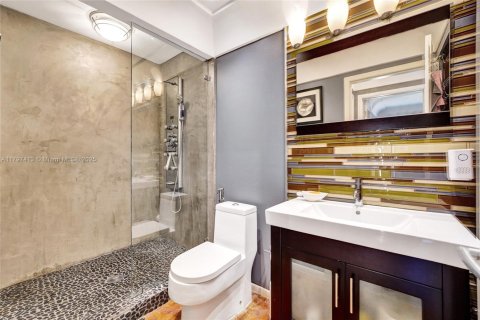 Villa ou maison à vendre à Wilton Manors, Floride: 3 chambres, 207.08 m2 № 1977839 - photo 25