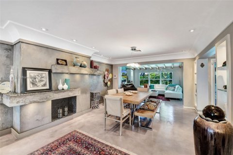 Villa ou maison à vendre à Wilton Manors, Floride: 3 chambres, 207.08 m2 № 1977839 - photo 5