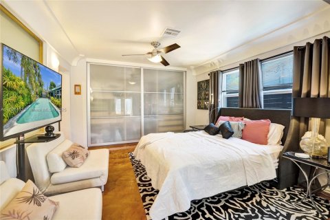 Villa ou maison à vendre à Wilton Manors, Floride: 3 chambres, 207.08 m2 № 1977839 - photo 27