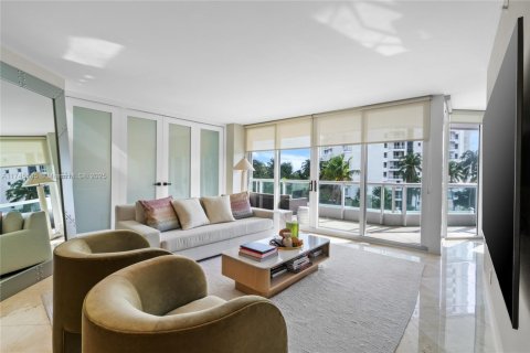 Condominio en venta en Aventura, Florida, 3 dormitorios, 173.26 m2 № 1704387 - foto 11