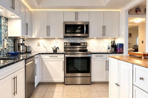 Купить кондоминиум в Уэст-Палм-Бич, Флорида 7 комнат, 172.33м2, № 2431427 - фото 12