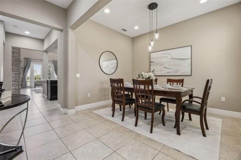 Casa en venta en Winter Garden, Florida, 5 dormitorios, 305.74 m2 № 2221855 - foto 7