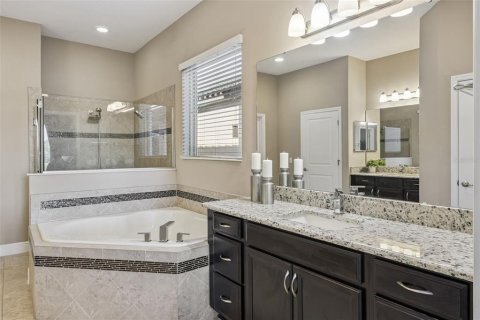 Casa en venta en Winter Garden, Florida, 5 dormitorios, 305.74 m2 № 2221855 - foto 27