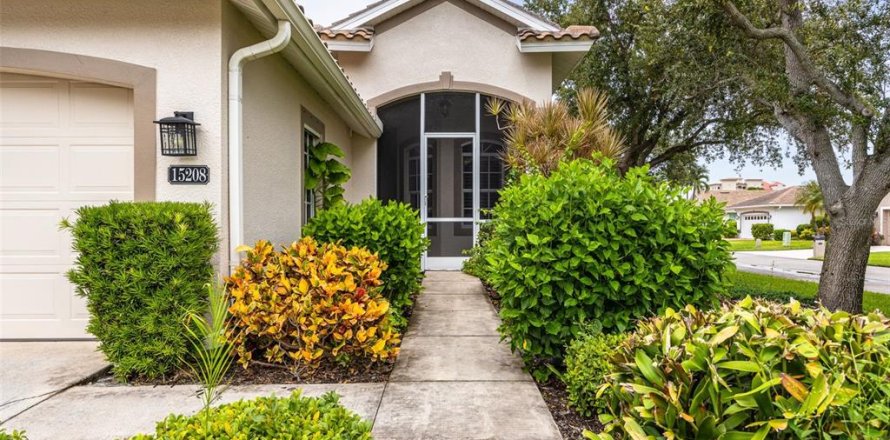 Villa ou maison à Fort Myers, Floride 2 chambres, 105.72 m2 № 2407015