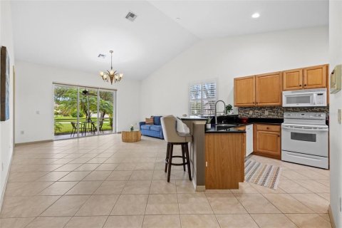 Villa ou maison à vendre à Fort Myers, Floride: 2 chambres, 105.72 m2 № 2407015 - photo 13