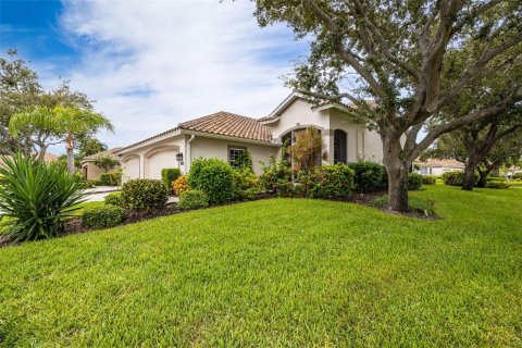 Villa ou maison à vendre à Fort Myers, Floride: 2 chambres, 105.72 m2 № 2407015 - photo 4