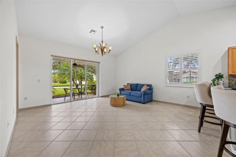Villa ou maison à vendre à Fort Myers, Floride: 2 chambres, 105.72 m2 № 2407015 - photo 14