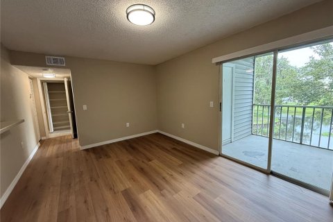 Copropriété à louer à Kissimmee, Floride: 2 chambres, 102.47 m2 № 1816997 - photo 8