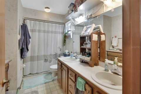 House in Port Orange, Florida 3 bedrooms, 180.04 sq.m. № 1741081 - photo 20