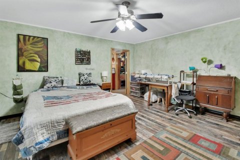 House in Port Orange, Florida 3 bedrooms, 180.04 sq.m. № 1741081 - photo 17