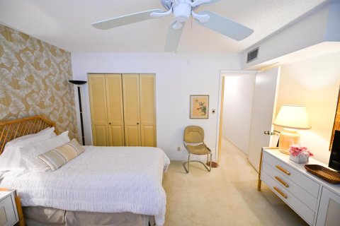 Condo in Coconut Creek, Florida, 2 bedrooms № 2146395 - photo 18
