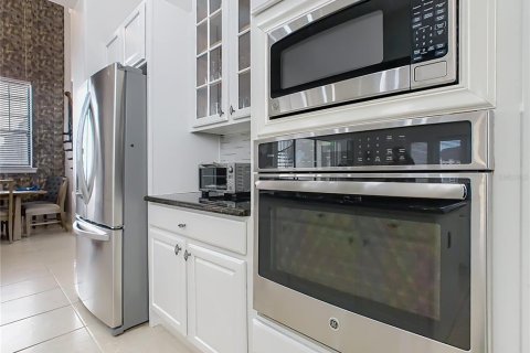 Casa en venta en Four Corners, Florida, 5 dormitorios, 495.73 m2 № 2143657 - foto 13