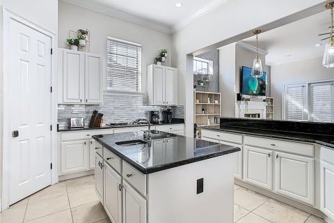 Casa en venta en Four Corners, Florida, 5 dormitorios, 495.73 m2 № 2143657 - foto 5
