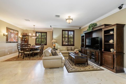 Adosado en venta en Weston, Florida, 4 dormitorios, 217.39 m2 № 1986869 - foto 4